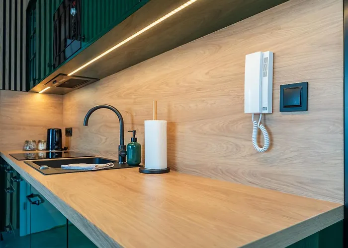 Alpejski - Orlik - Blisko Arena, Kosciol Wang I Szlakow Lejlighed Karpacz