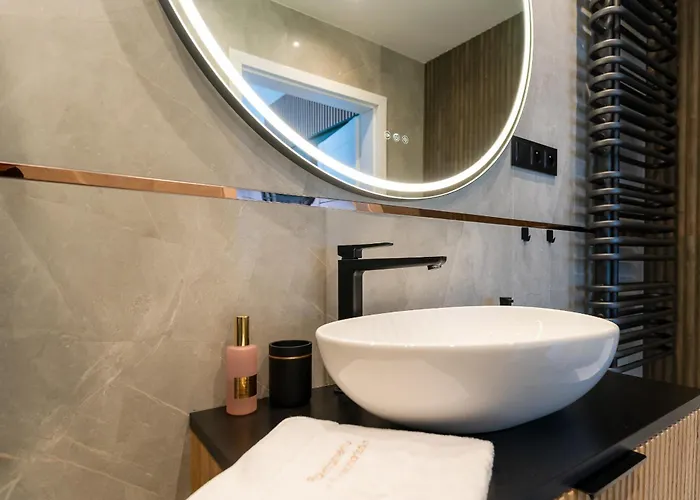 Alpejski - Orlik - Blisko Arena, Kosciol Wang I Szlakow Apartment Karpacz